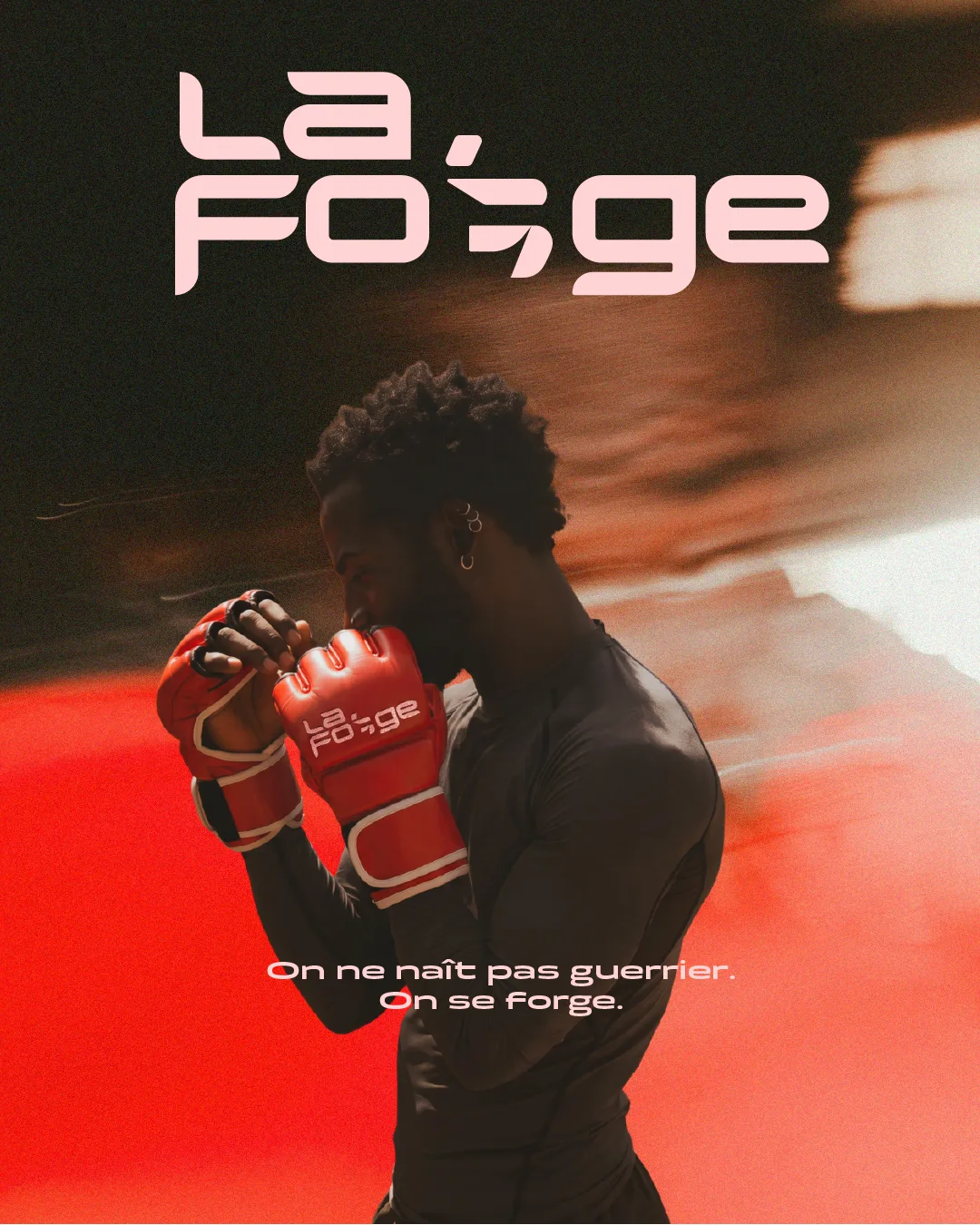 Planche de présentation : garde, gants La Forge