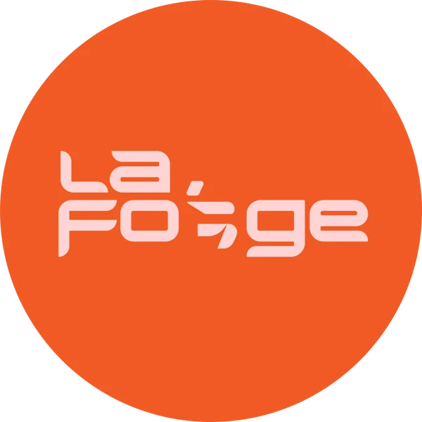 Logo La Forge rose poudré sur pastille orange